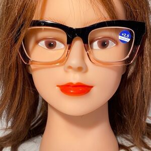 1070 Gretchen Reading Glasses 2.5 Square Pink Black Gradient Frames NWT